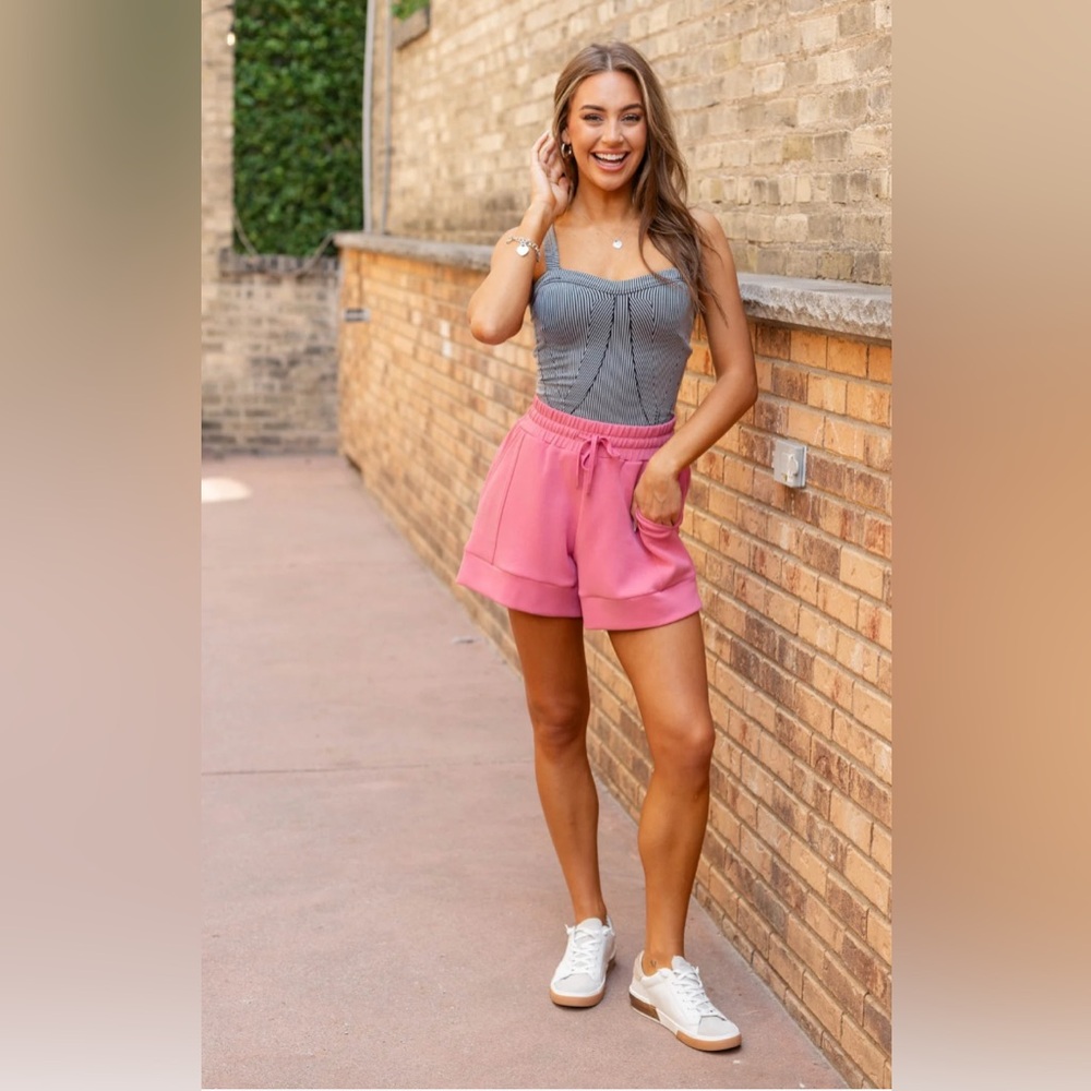 Varley Ollie high waist sweat short double soft in ibis pink size XL NWOT